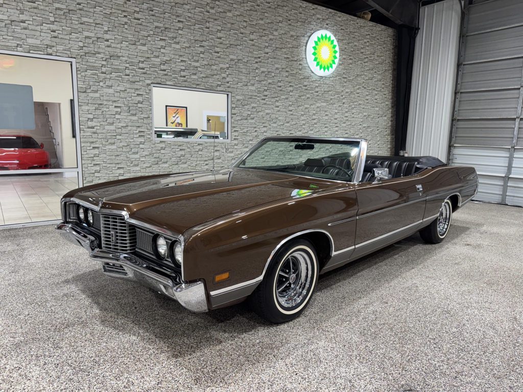1972 Ford LTD Convertible 400